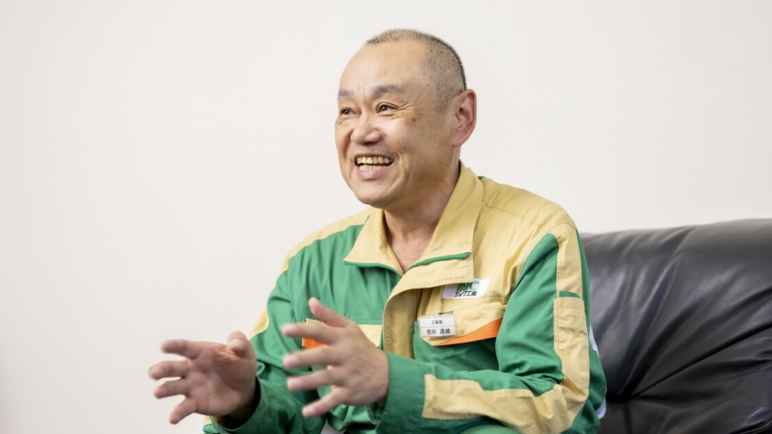 工場長の豊田氏
