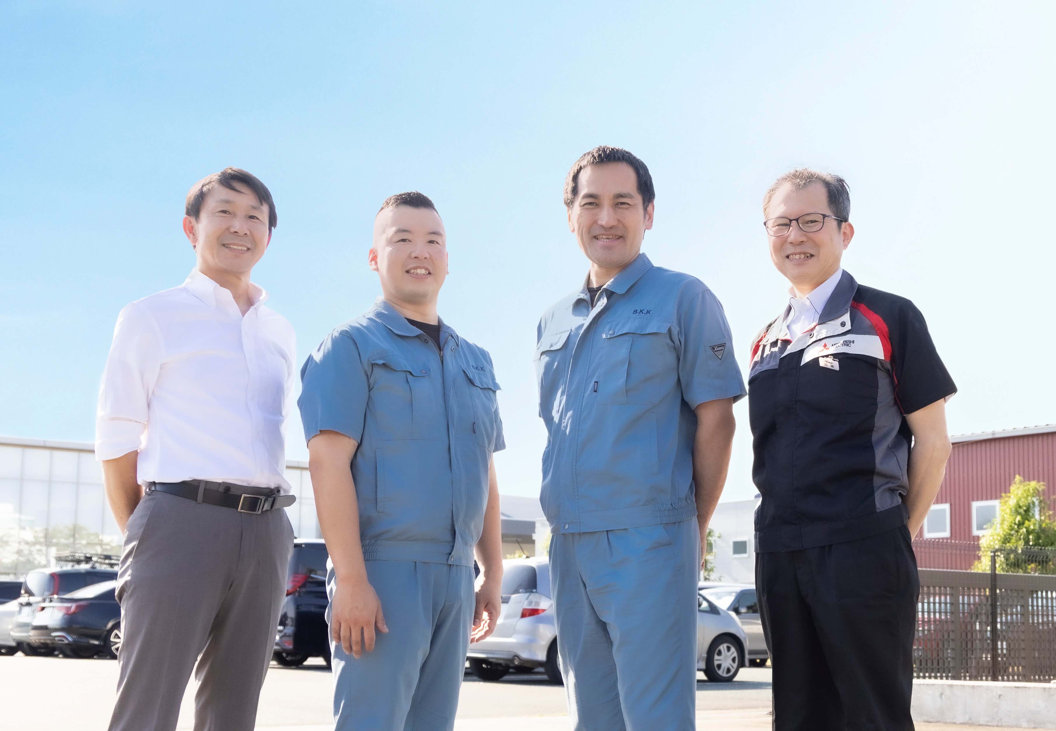 株式会社RYODEN 渡辺 康宏氏(左)、 MMEG 加藤 満裕(右)とともに